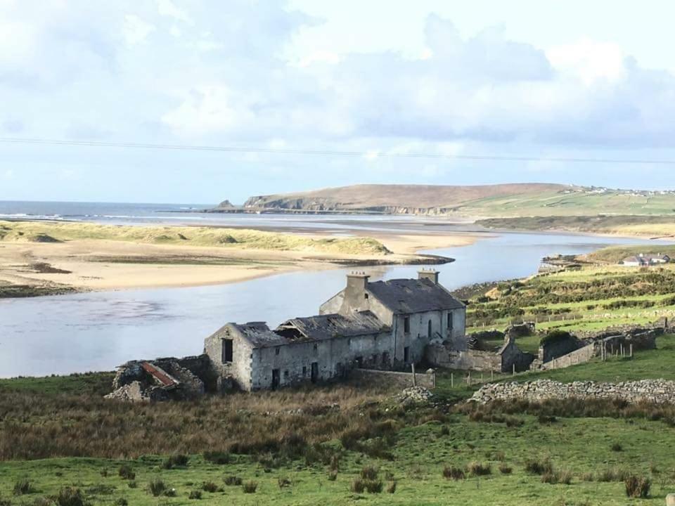 Cozy & Remote Hideaway Gintys Cottage Ross Port Eksteriør billede